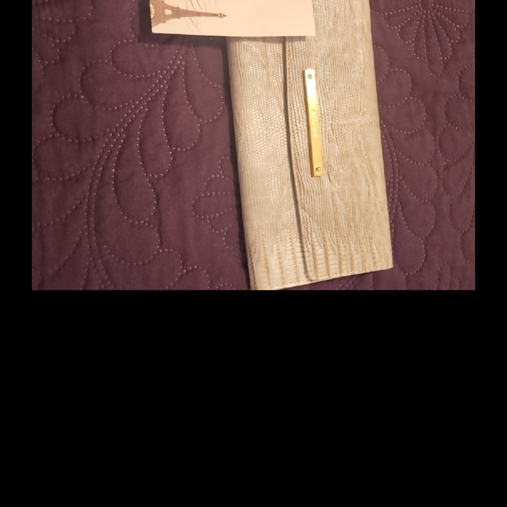 Elegant Cream Women's Walllet